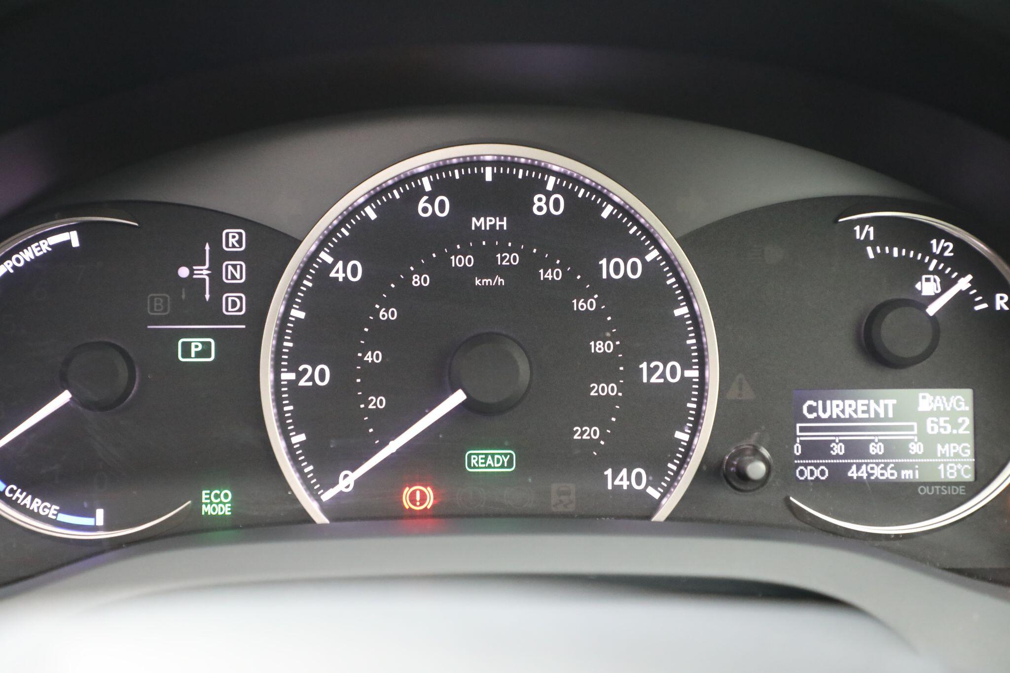 Large vehicle image